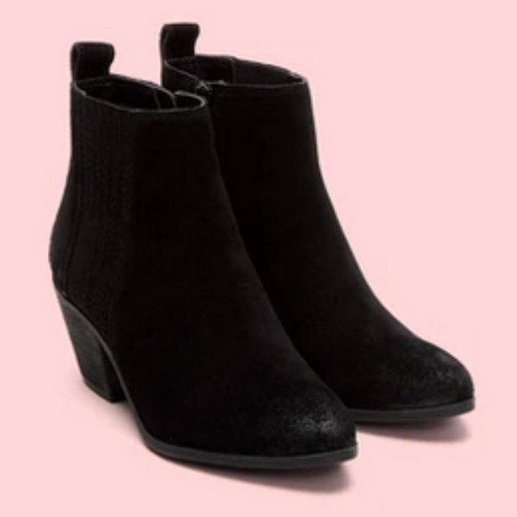 FRYE Black Suede Ankle Heeled Booties - Picture 2 of 6